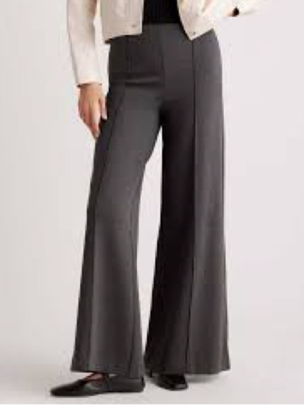 Quince gray Ultra-Stretch Ponte Super Wide Leg Pants, small.